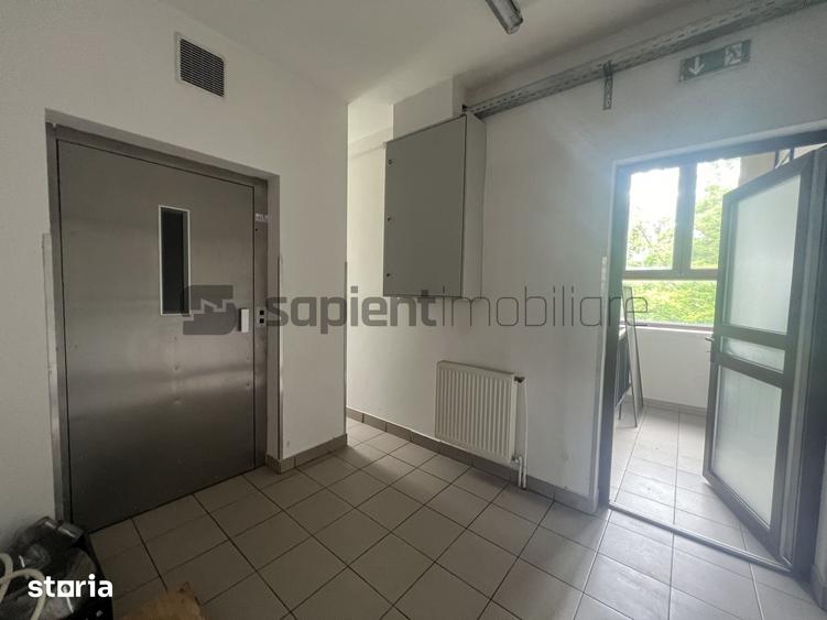 Spațiu comercial, de 434.81 mp, în Cantemir