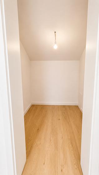 Apartament cu 3 camere decomandat în Giroc