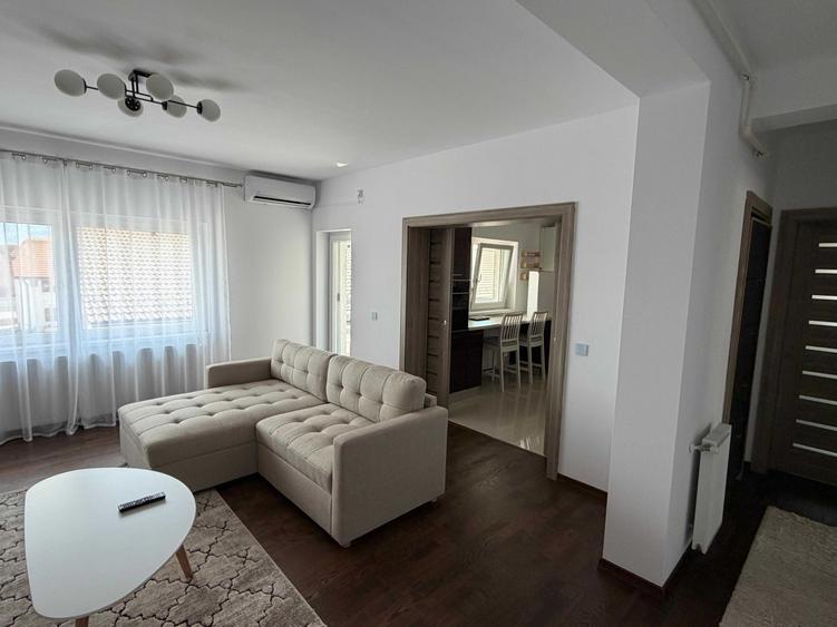 Apartament cu 2 camere decomandat în Șelimbăr