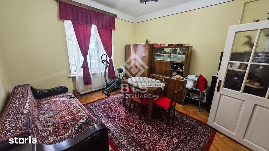 Casă cu 4 camere cu Teren 530 Mp în Central
