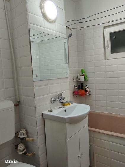 Apartament cu 3 camere decomandat în Mărășești