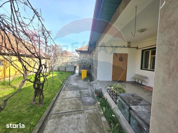 Casă cu 3 camere cu Teren 655 Mp în Central