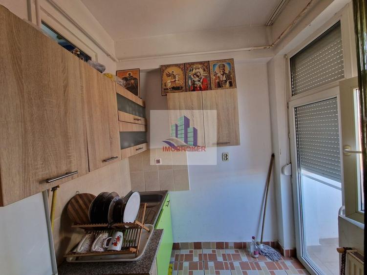 Garsonieră decomandată în Iosia