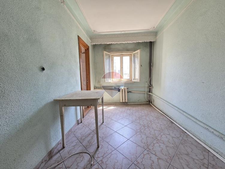 Apartament 2 camere | Central Foc?ani | Necesita Renovare - 5