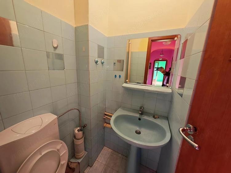 Apartament cu 4 camere decomandat în Cetății