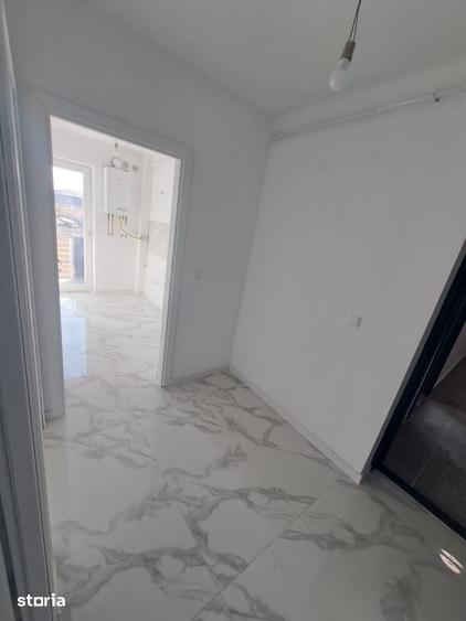 Garsonieră decomandată în Ciurea