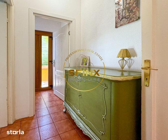 Casă cu 6 camere cu Teren 246 Mp în Vatra Luminoasă