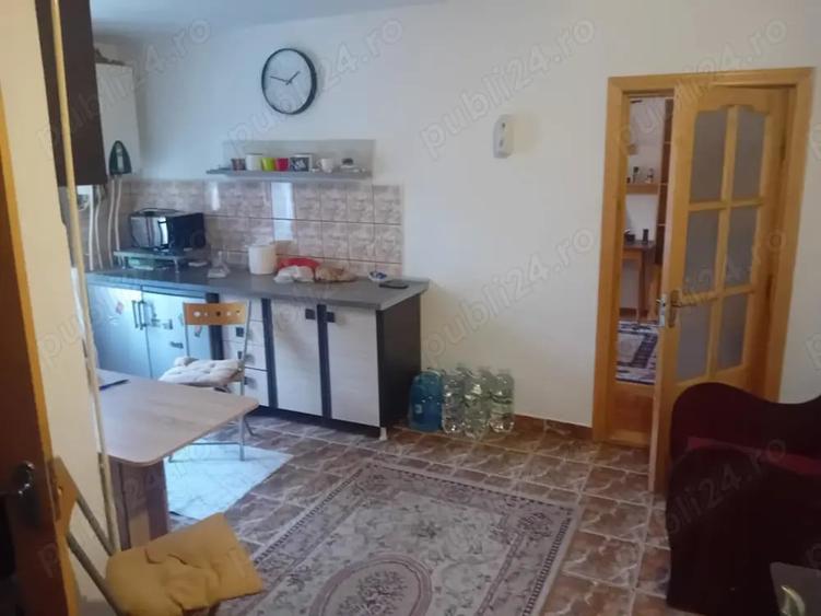 Apartament cu 2 camere decomandat în Mărăței