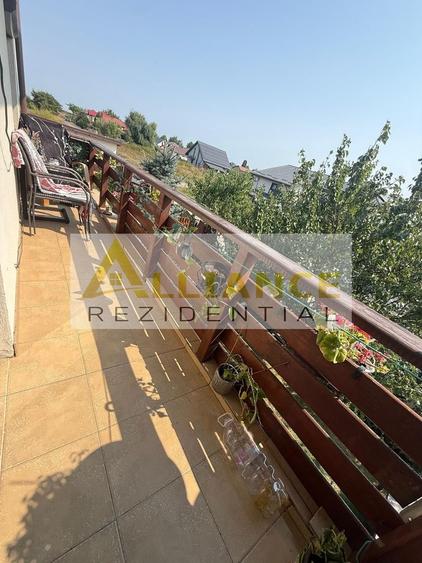 Apartament cu 3 camere decomandat, mobilat în Frumușani