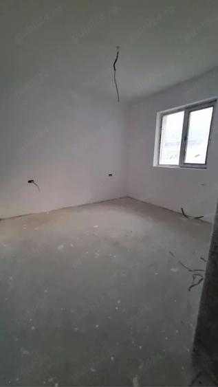 Casă cu Teren 250 Mp în Clinceni