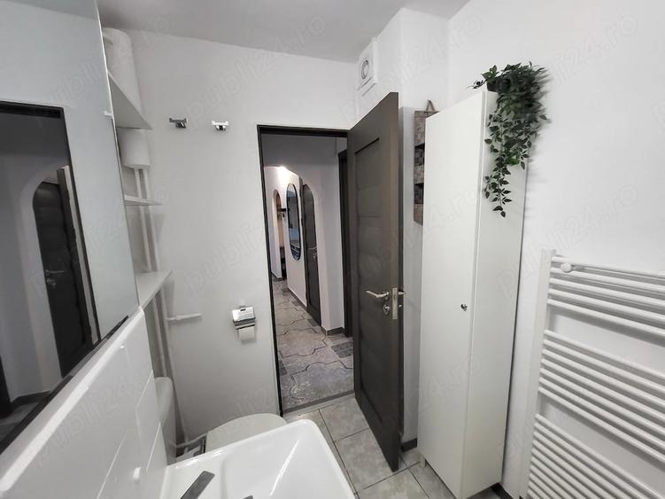 Apartament cu 3 camere decomandat în Bucovina
