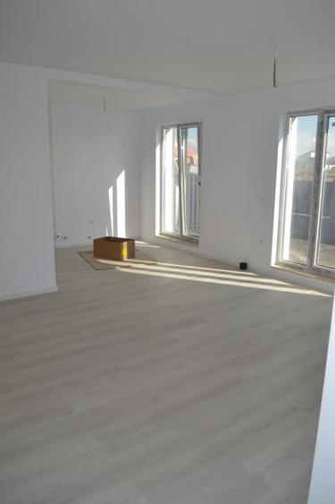 Casă finalizată cu 4 camere! - 8
