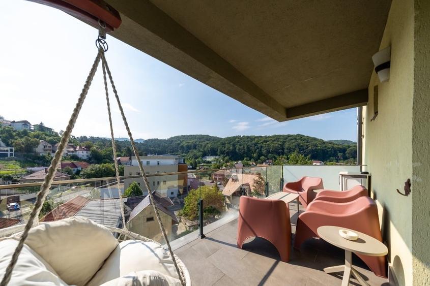 Apartament cu 2 camere semidecomandat, mobilat în Bartolomeu