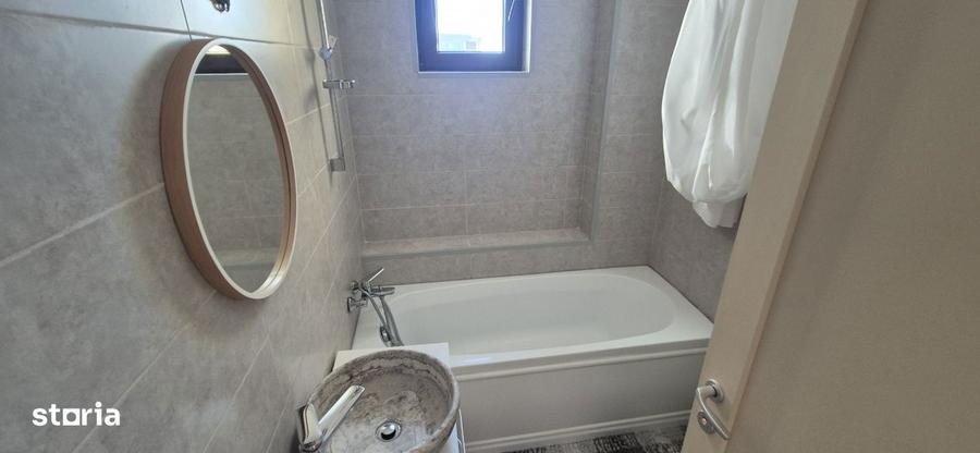 Apartament cu 3 camere, mobilat în Tomis Plus