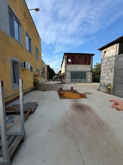 Proprietate industrială de vânzare | 2 hale | Teren 5.300 mp | Ploiești