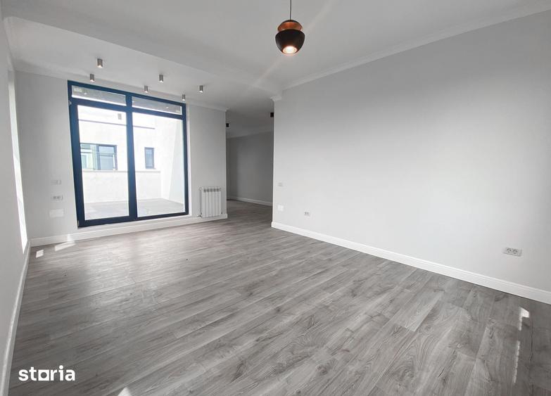 Casă cu 5 camere cu Teren 610 Mp în Moara Vlăsiei