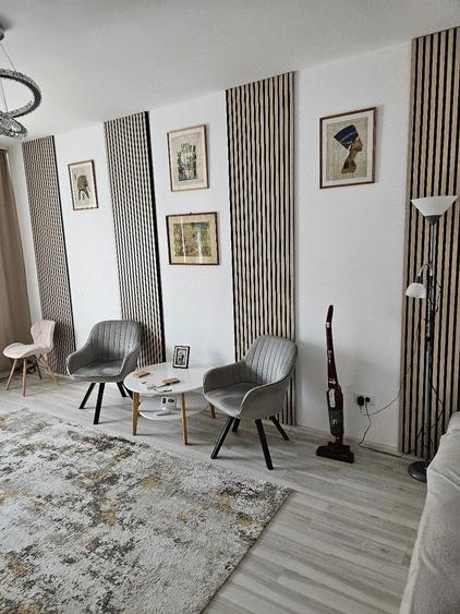 PROPRIETAR, vand apartament cu doua camere decomandat ,sector 4 - 3