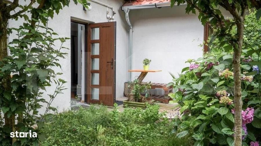 Apartament cu 2 camere semidecomandat, mobilat în Central — fotografia 2