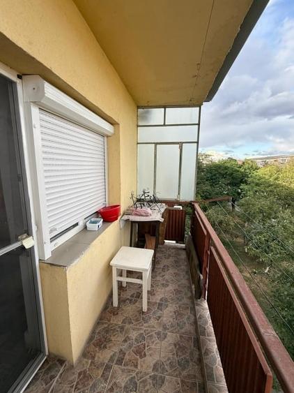 Apartament cu 2 camere semidecomandat în Micro 16