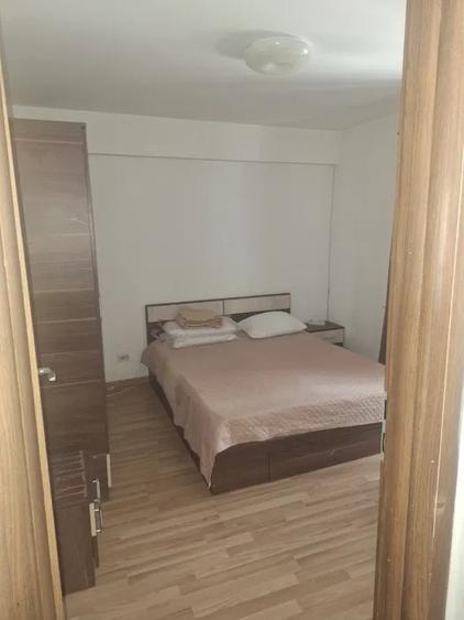 Apartament 2 camere, semidecomandat, 47 mp, centrala, metrou, 1 Deccembrie 1918 - 1