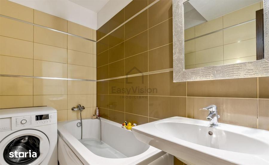 Apartament cu 3 camere semidecomandat în Gara de Nord