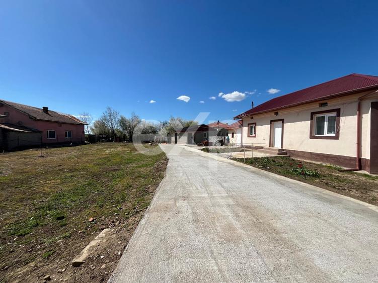 Casă cu 2 camere cu Teren 880 Mp în Broșteni (Vișina)