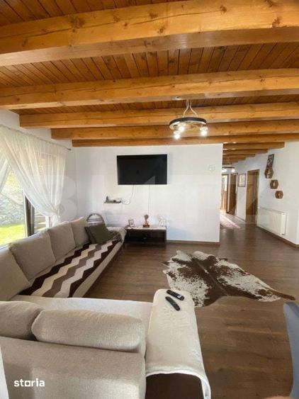 Casă cu 5 camere cu Teren 900 Mp în Central