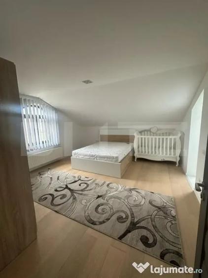 Casă cu 5 camere cu Teren 1600 Mp în Central