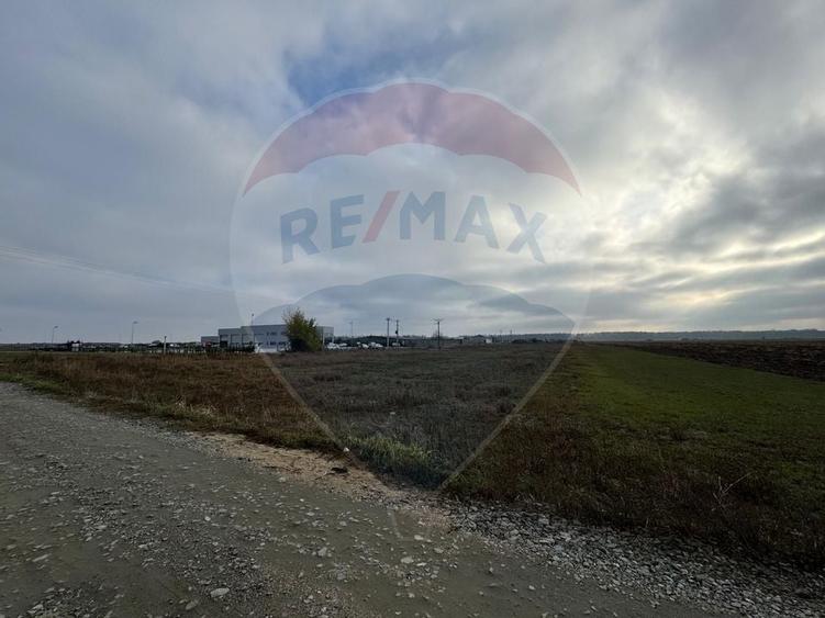 Teren Construcții intravilan de 1000 mp, în Vladimirescu