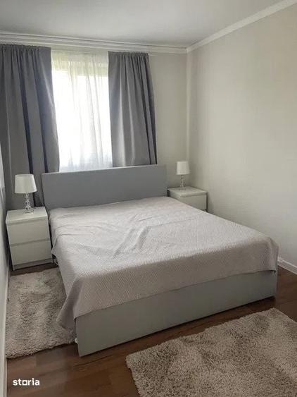 Apartament cu 3 camere în Drumul Taberei