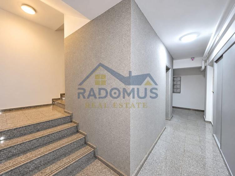 Apartament cu 3 camere decomandat, mobilat în 9 Mai