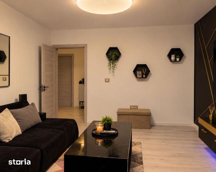 Casă cu 5 camere cu Teren 330 Mp în Central