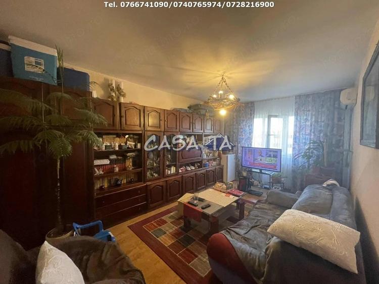 Apartament 2 Camere, Etaj 4 (cu acoperis), Strada Dacia - Zona Mall - 1