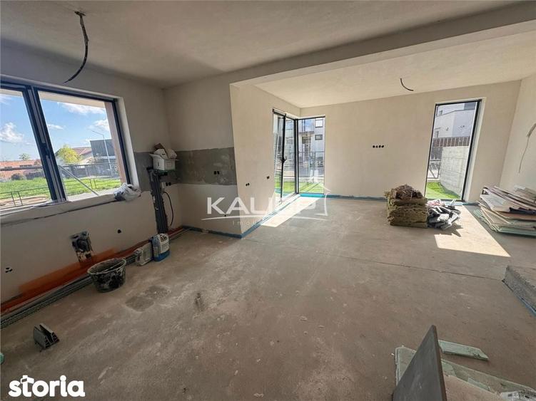 Casă cu 4 camere cu Teren 175 Mp în Bună Ziua