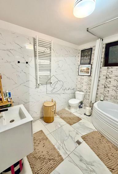 Casă individuală cu 3 camere cu Canalizare în Central