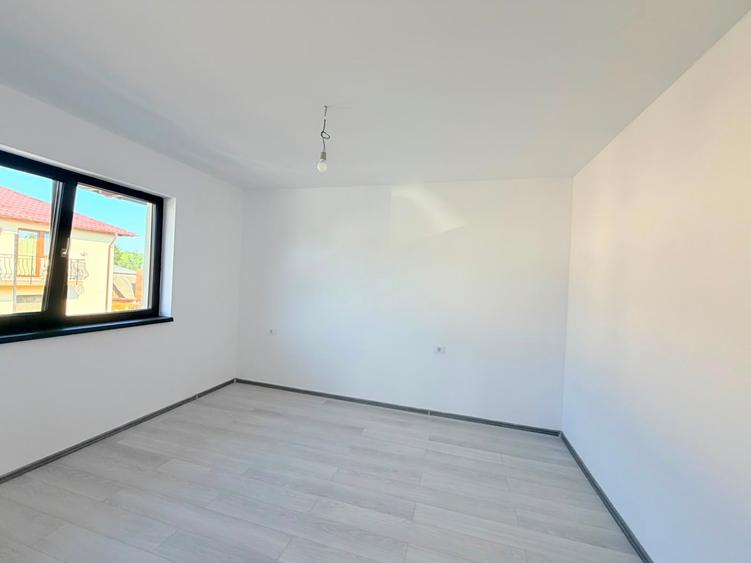 Casă cu 3 camere cu Teren 74 Mp în Cug