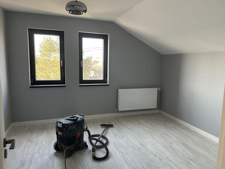 Casă cu 3 camere în Lehliu