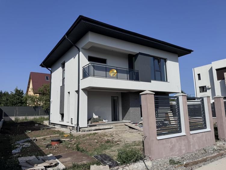 Casă individuală cu 5 camere cu Canalizare în Mogoșoaia