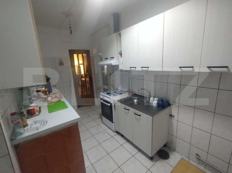 Casă individuală cu 3 camere cu Garaj în Beclean