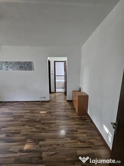 Apartament cu 2 camere în Pantelimon