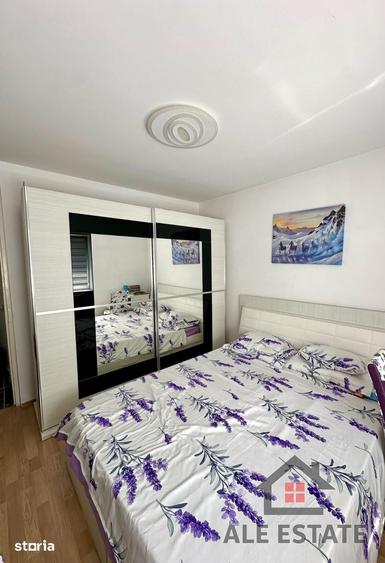 Apartament cu 4 camere decomandat în Central