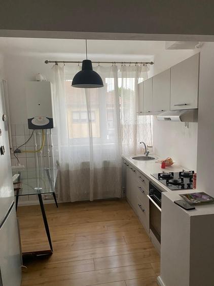 Inchiriez apartament 2 camere mobilat si utilat ultracentral - 3
