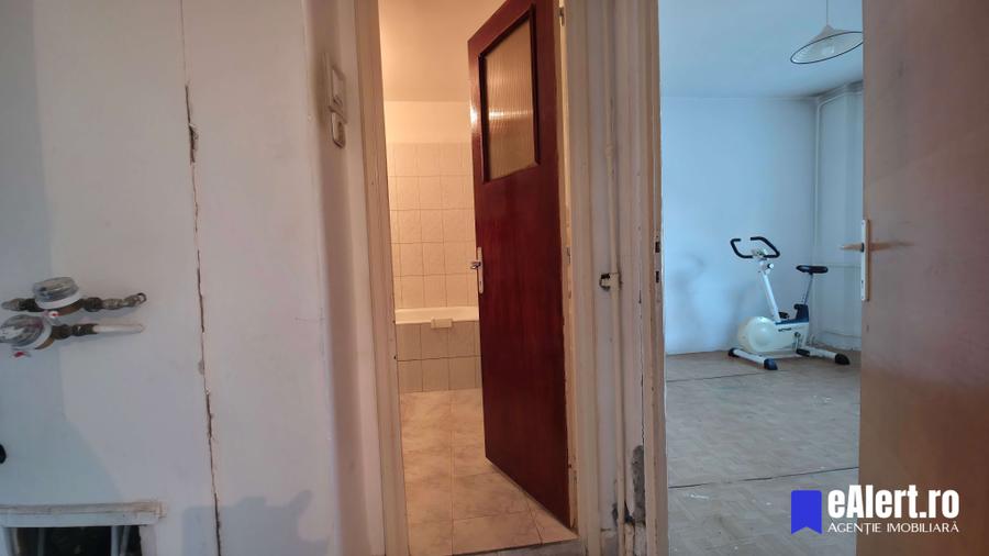 Apartament 4 camere, etaj 9/9 cu etaj tehnic, Str. Mărgeanului, Sector 5 - 26