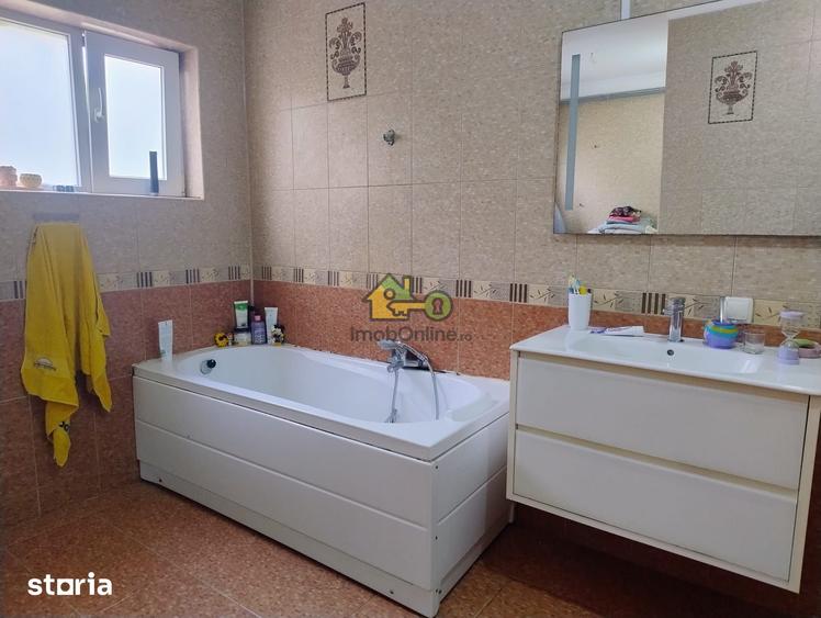 Casă cu 3 camere cu Teren 628 Mp în Șag