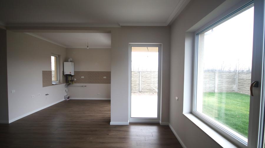 Duplex cu 3 camere cu Teren 322 Mp în Moșnița Nouă