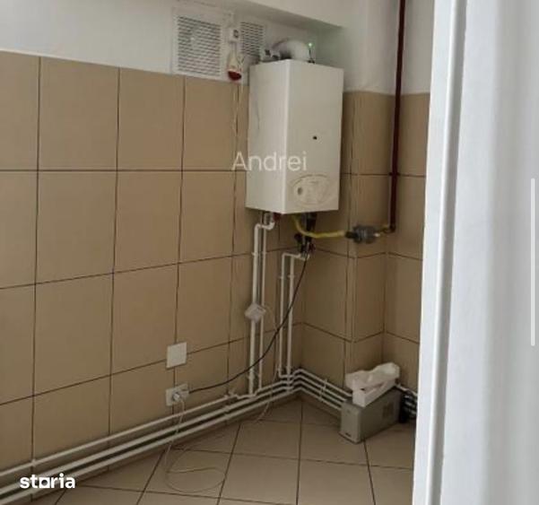 Apartament 4 camere in zona Piata Alba Iulia - 4