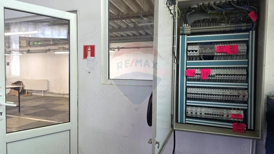 Spațiu comercial, de 432 mp, în Uzina 2