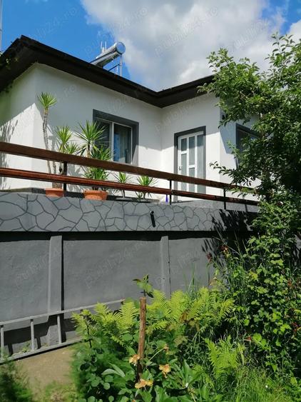 Casă cu 5 camere cu Teren 1000 Mp în Slănic
