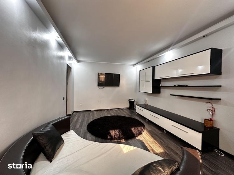 Apartament cu 2 camere în Micro 18
