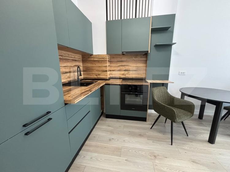 Apartament cu 2 camere semidecomandat, mobilat în Baza 3